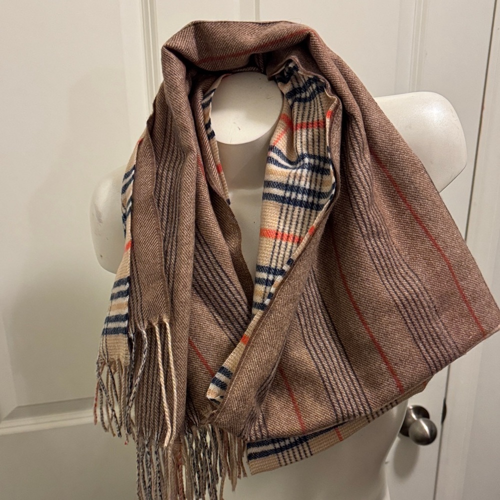 Plaid Beige and Blue Scarf - Picture 4 of 5